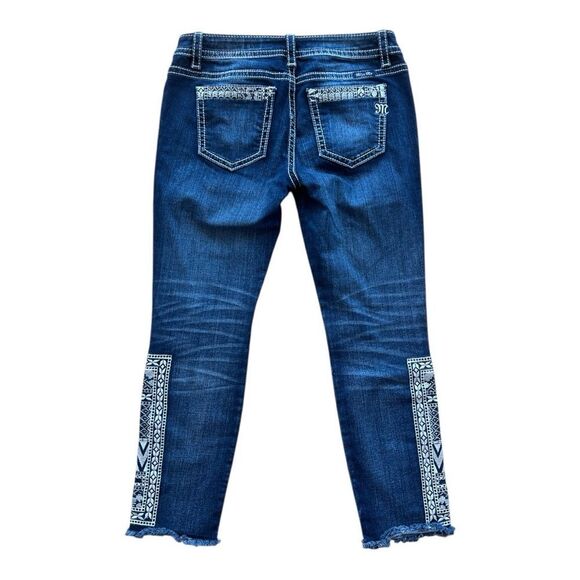 Miss Me Embroidered Ankle Skinny in MK 618 Size 29 - Picture 7 of 8